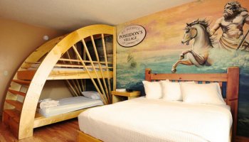 Hotel Rome Wisconsin Dells Lodging Mt Olympus Park Resort 1 Queen Bunk